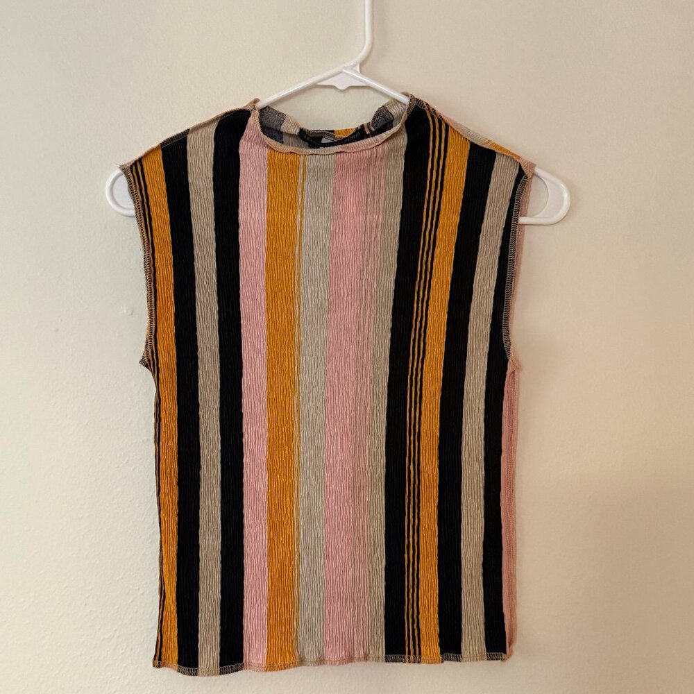 Leonor Aispuro Crinkle Top